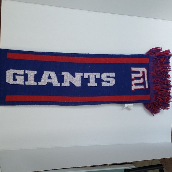 NY Giants Scarf - Picture 15 of 15